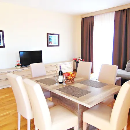 Belvedere Becici Hotel 4*